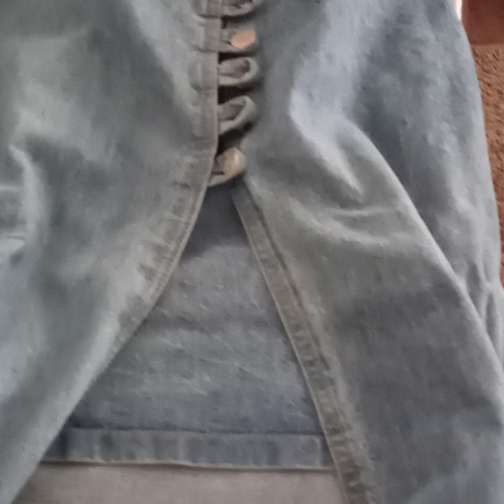 Skirt - Picture 3 of 3